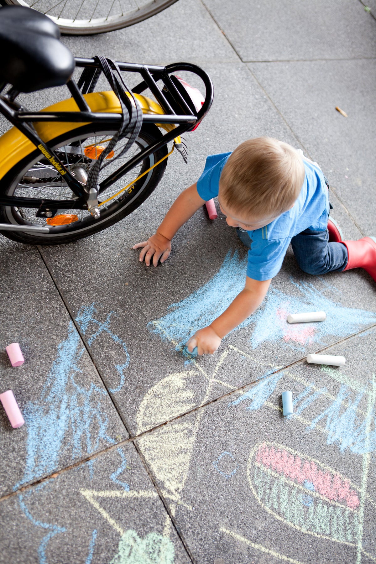 Trottoarkrita Ottilie | 6 färger