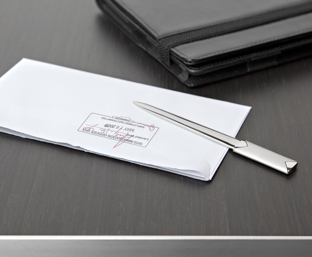 Brevåpner i metall, Alenna