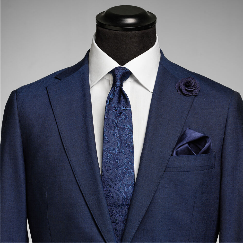 Solid Paisley Tie With Giftbox