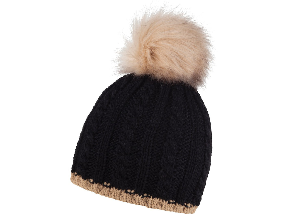 Mössa Braid stickad